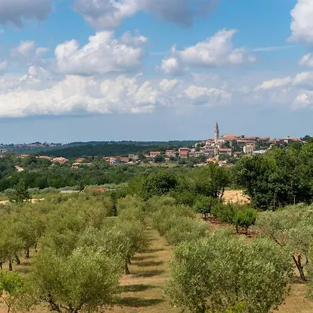 Hébergement de vacances Nira Barat (Porec)